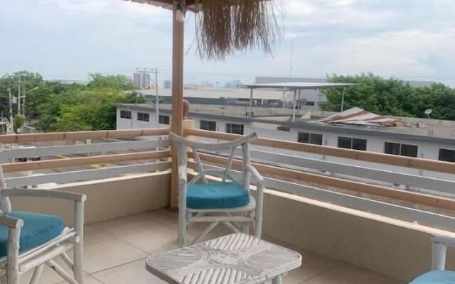 Reef Hostel Manta