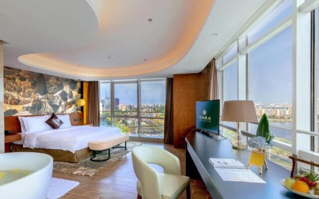 Hisilk Artwork Center Fliport Coso Hotel