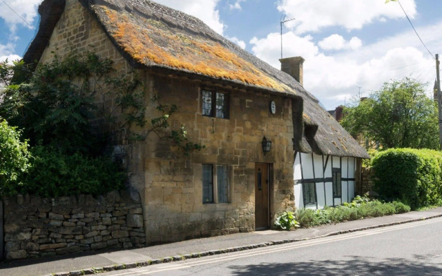 Abbots Grange Manor House Hotel - Adults Only