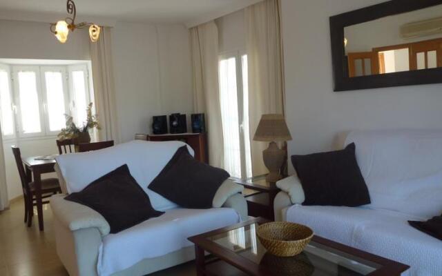 Villas Nerjazul - Las Lomas