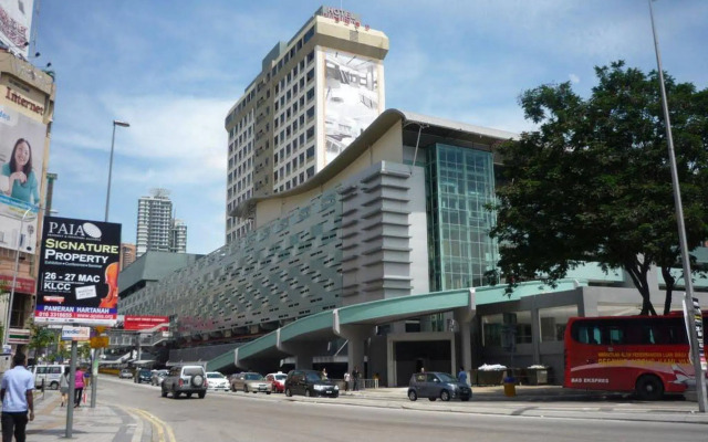 ZEN Rooms Ancasa Express @ Pudu