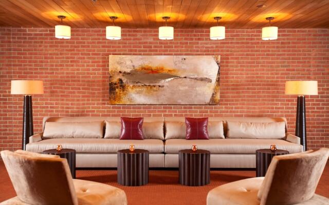 Chubb Hotel & Conference Center