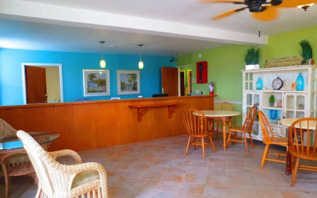 Ocean Sands Beach Boutique Inn - Stay At the Beach
