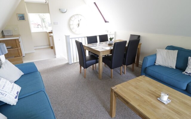 Valley Lodge 2