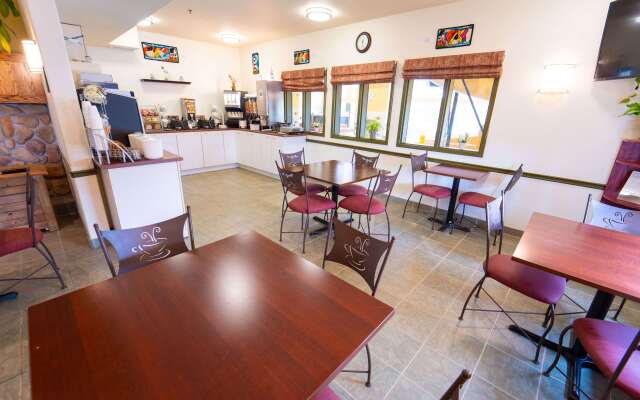 Super 8 by Wyndham Amherst NS