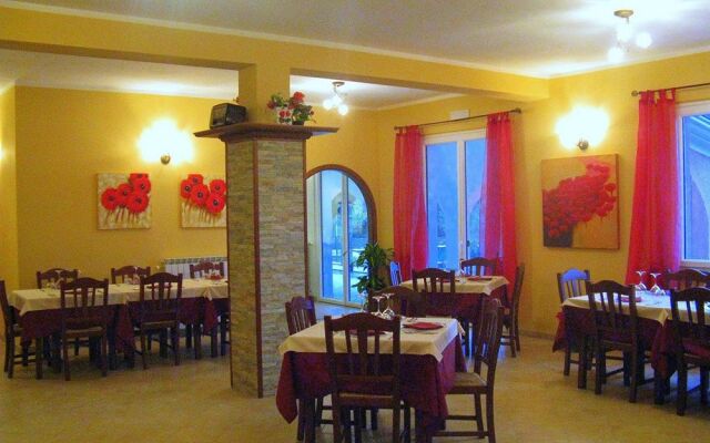 La Rossola Resort