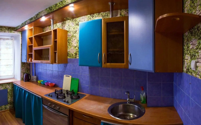 Дубки на Милиционном переулке