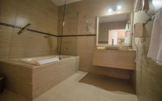 El Angolo Hotel Piura