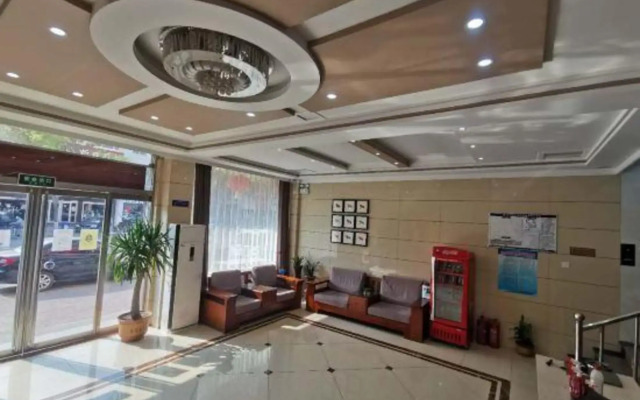Junyi chain hotel (Qihe Yangguang Road store)