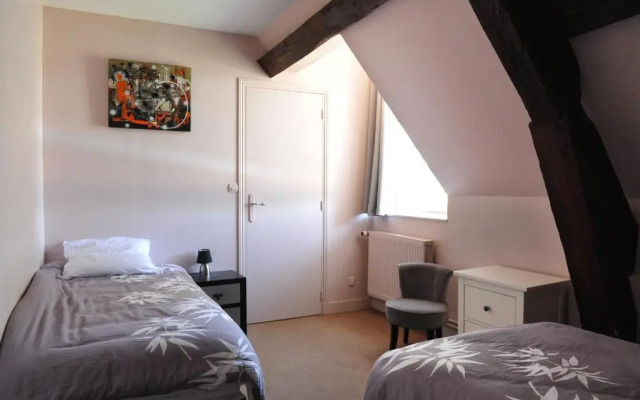 Le Chateau De Vaux