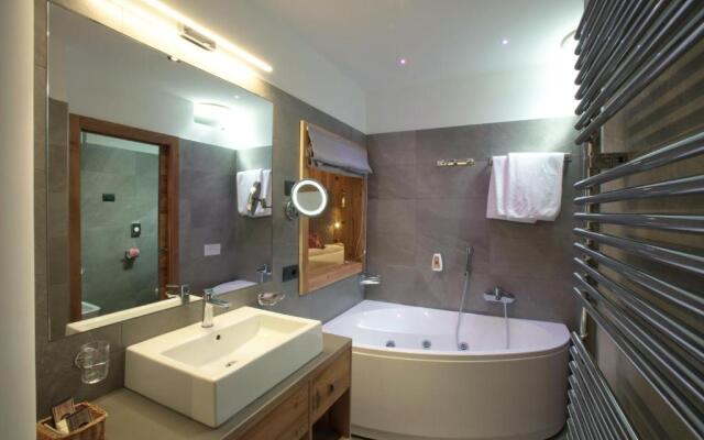 Alexander Hotel Alpine Wellness Dolomites