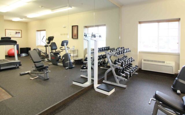 Candlewood Suites Bowling Green by IHG