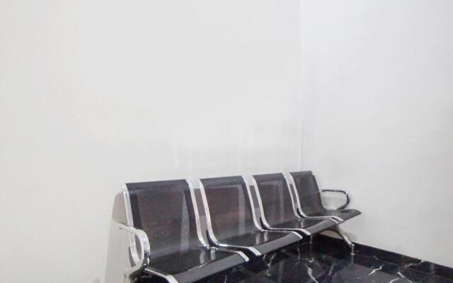 Super OYO 91627 Wika Wiki Homestay