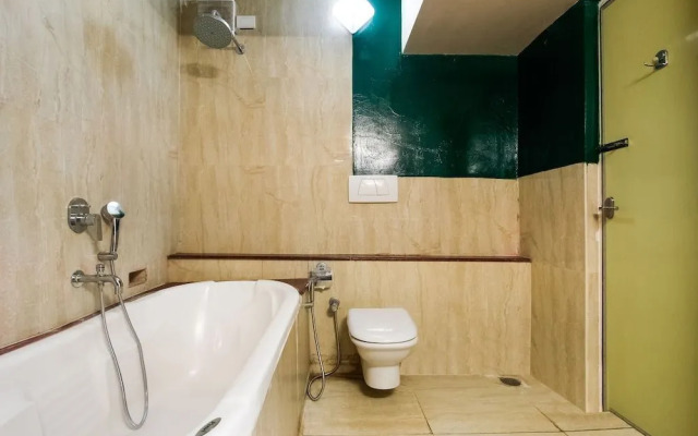 Hotel Raj by OYO