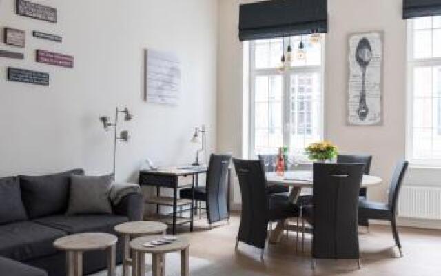 Cozy & Bright Apartment