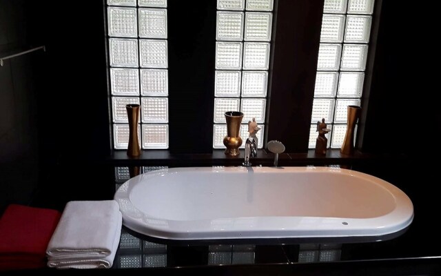 Private Pool Villas Phuket - Mandala Arnalia