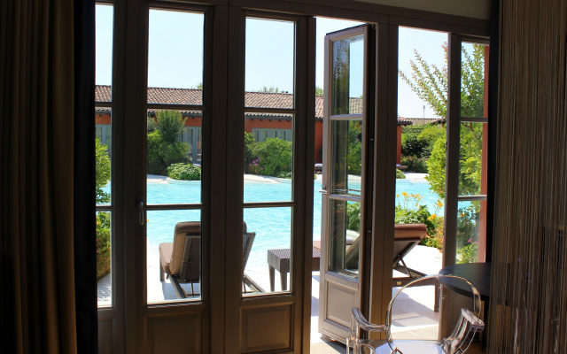 Joia Hotel & Luxury Apartments
