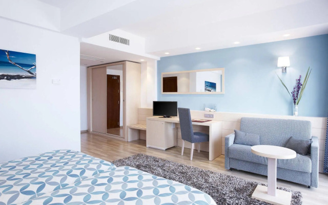 Universal Hotel Cabo Blanco - Adults Only