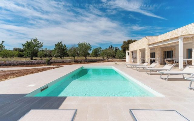 3985 Tenuta di Uma by Barbarhouse