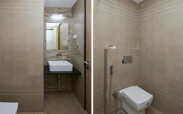 OYO Flagship 19307 Hotel Season Choice