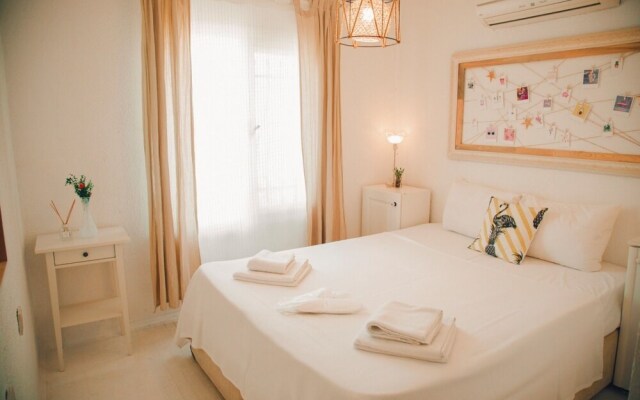 Seven Angels Hotel