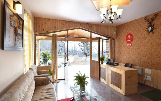 OYO 12275 Crown Hospitality