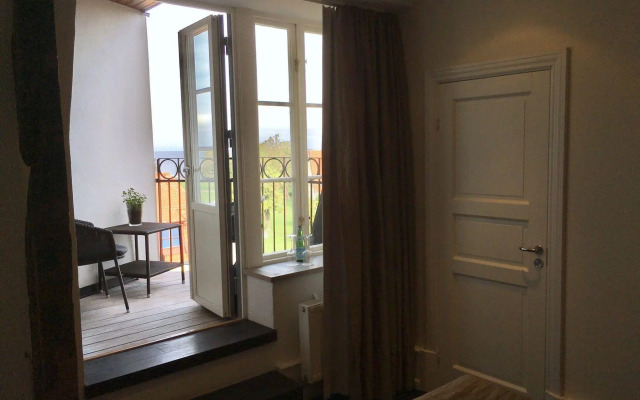 Kalk Hotel