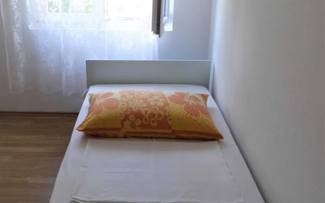 Airy Crikvenica Apartment With Terrace Close to Beach