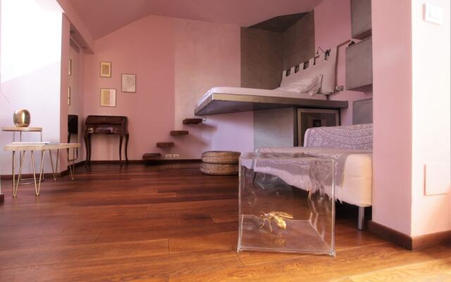Charming Studio