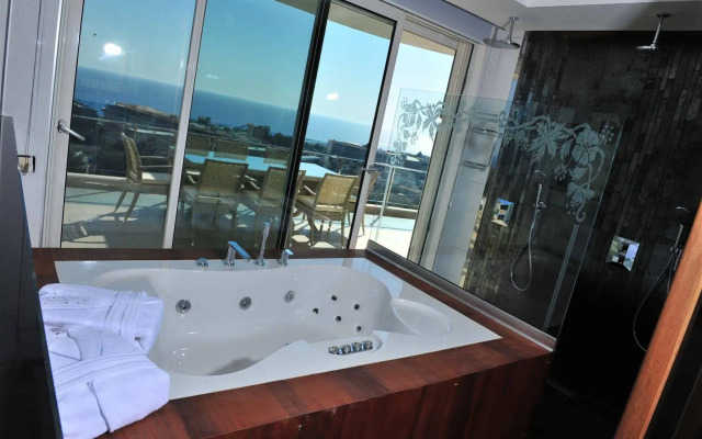 Elite Luxury Suite & Spa