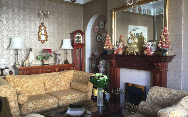 Plas Llwyd Guest House