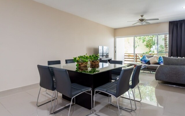 Sabbia 4201-3 Bedrooms ALL IN Suite Condo