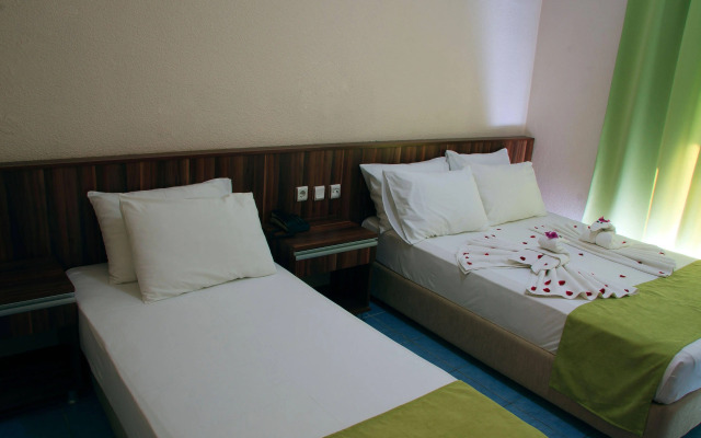 Vela Hotel