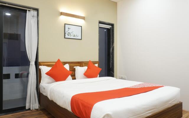 OYO Flagship 30164 Hotel Shivshakti