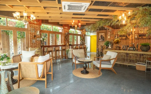 Sanae' Oldtown Hotel