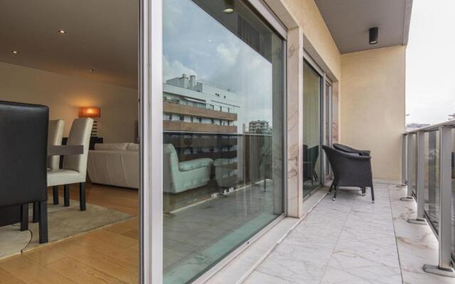 2 Bedroom Large apartment By Innkeeper