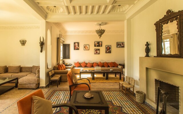Villa Abalya 21