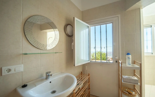 Villa in Arenas With Private Pool and Breathtaking Views