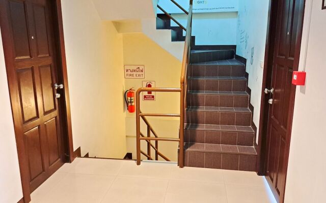 House of Wing Chun Theme Hotel and Restaurant