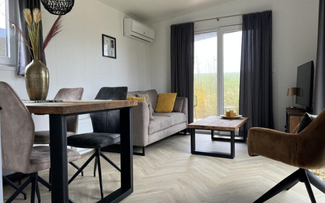 Scenic Countryside Retreat for 4