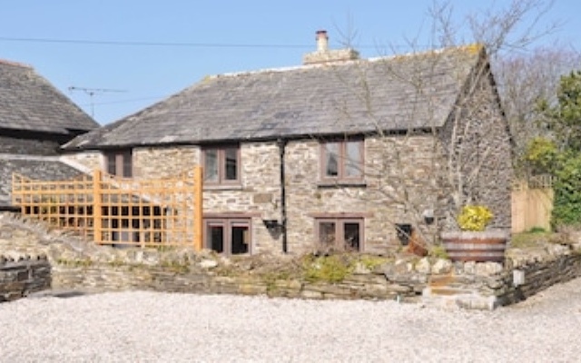 Stylish cottage hideaway with oodles of charm near Looe