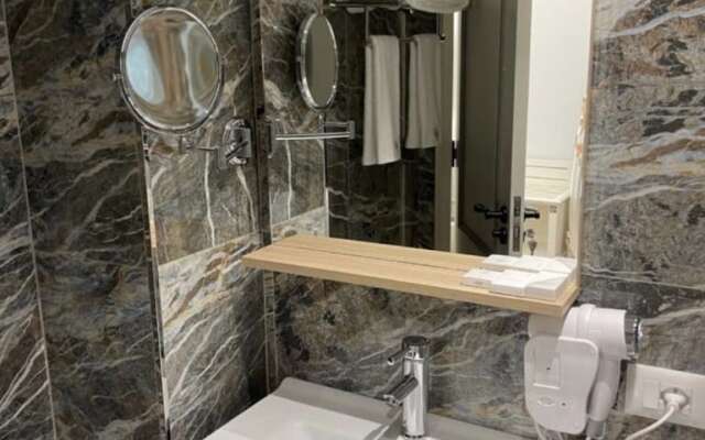 Sol Invictus Boutique Hotel