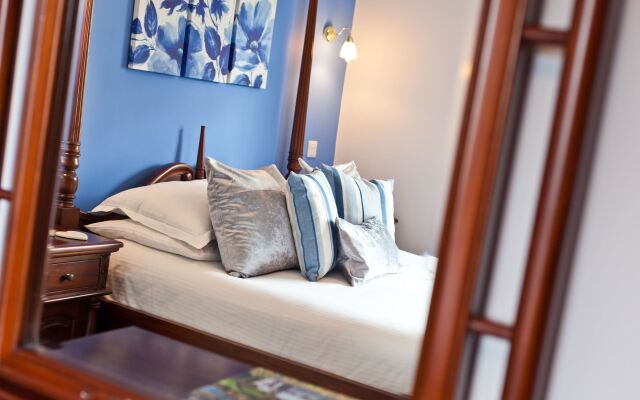 Beaumont House with FREE off-site Health Club - Adults Only