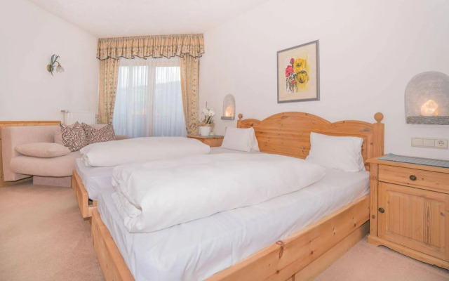 Mineralienhotel Natznerhof