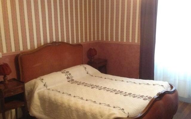 Hotel Universel