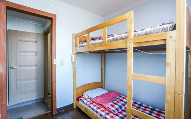Tongyeong Gooreum Guest House