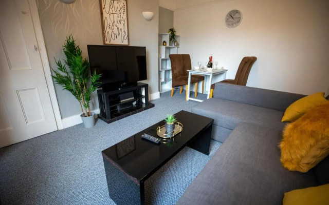 Sterling Aparment