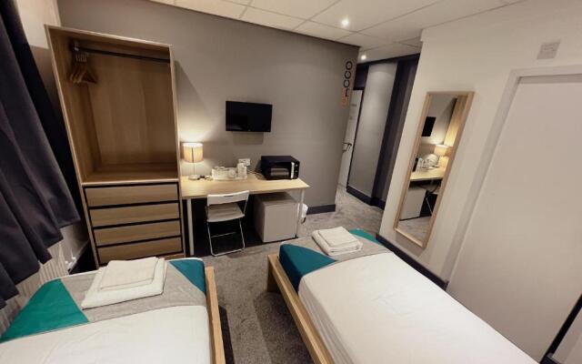 Contractor Accommodation - Cacco