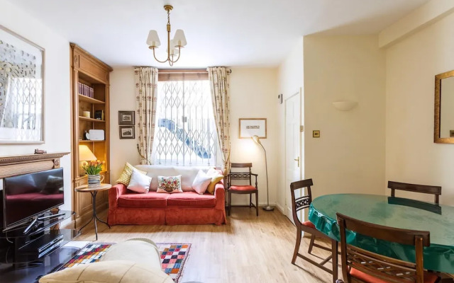 Cosy Pimlico Retreat