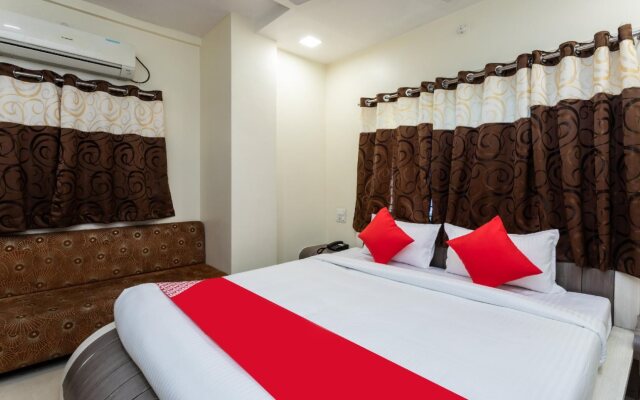 Hotel Krishna Palace